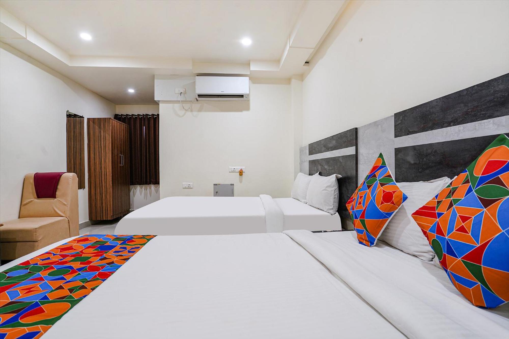 Fabhotel Ambika Elite Buckinghampet Esterno foto